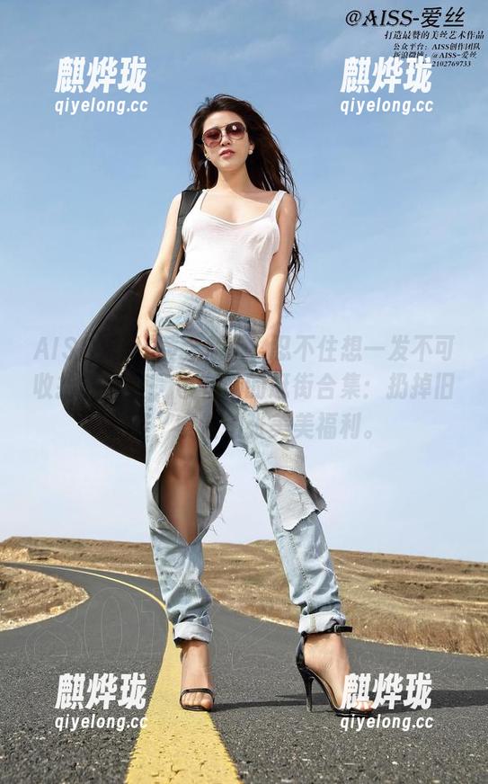 AISS爱丝(黄金版) - 忍不住想一发不可收拾的萱萱，也有她的逛街合集：扔掉旧衣服，索性拍张美美福利。