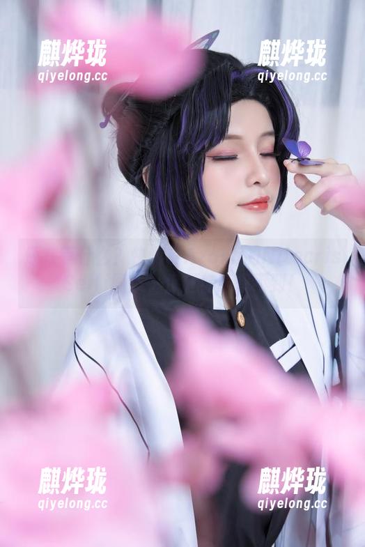 Azami 还在等什么?快瞧瞧Azami的NitocrisSelfi图集,保证你意想不到!