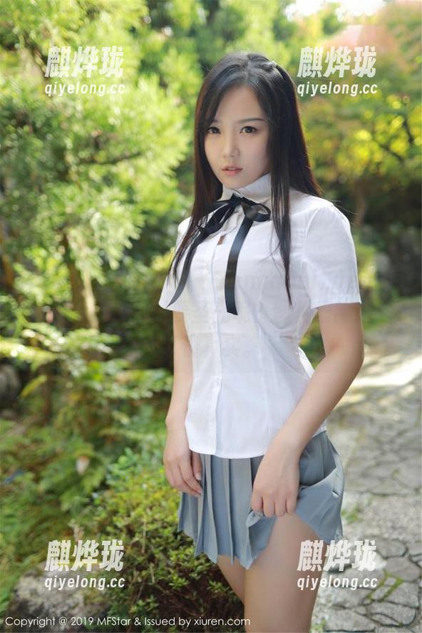 MFStar模范学院-Jennanni_Jen MFStar模范学院 - Jennanni_Jen泳装摄影,哪里需要圣光呢?图片里的轻松才最真实。