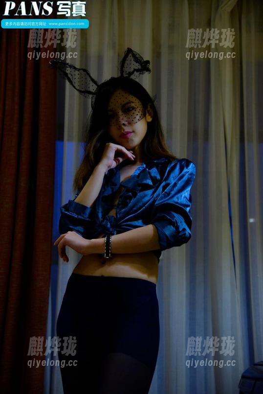 PANS写真-小柔 PANS写真 - 小柔的短裤,除了在网盘里藏着,还能给我带来什么惊喜呢?