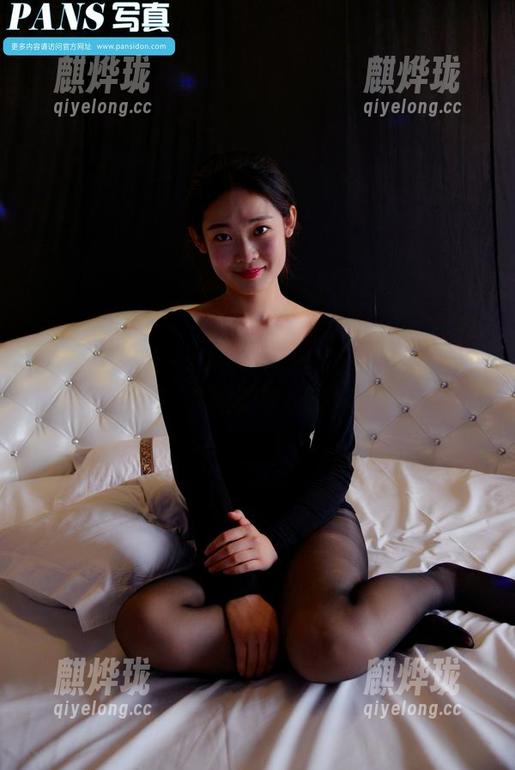 PANS写真-韩美轩 PANS写真 - 棉袜与韩美轩:无圣光图集下的柔软诱惑