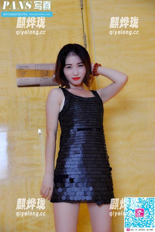 PANS摄影-小青 PANS摄影 - 不看小青的美足套图,会不会错过什么?哦,免费获取!