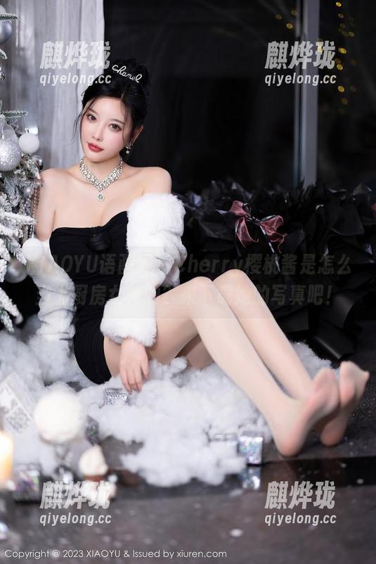 XIAOYU语画界-Cherry樱桃酱 XIAOYU语画界 - Cherry樱桃酱是怎么当上厨房女神的?来下载她的写真吧!