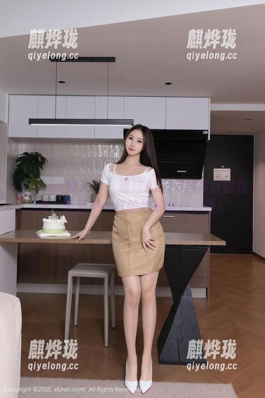 Xiuren秀人网 - 透过ALICE梁紫轩的视线，发现不一样的透明美图资源！