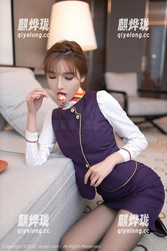 Xiuren秀人网 - 打卡AngelaLee李玲的校园：美图真香，我怎么就不在画面里？