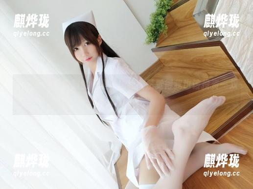 nagesa魔物喵的长腿，让我突然觉得我也该投资一双紧身裤！