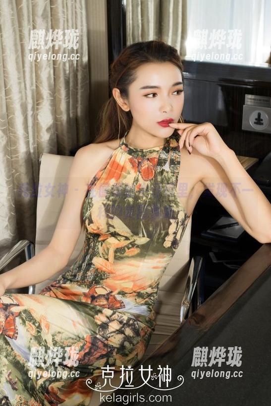 克拉女神 - 在僮僮的牛仔裤里，发现不一样的美图景象