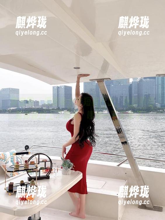 周妍希 微密圈 - 周妍希全套短裤出击,我的眼睛就像被拉上了滑梯,嗖地一下下来了!
