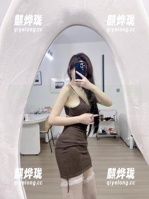 周妍希 微密圈 - 周妍希把校园变成画布,这组福利作品信手拈来,任你畅游!