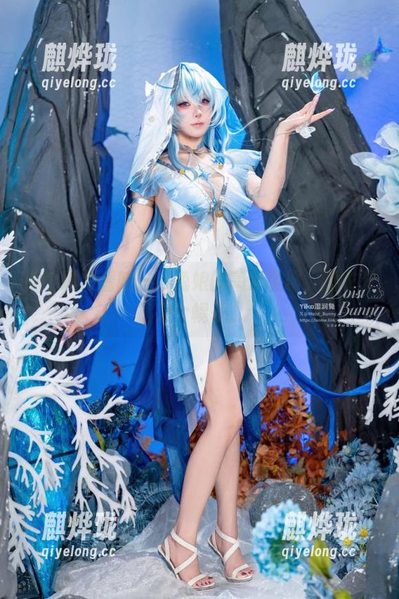 咬一口兔娘 找个理由看咬一口兔娘的高清图册,睡衣只是个幌子。
