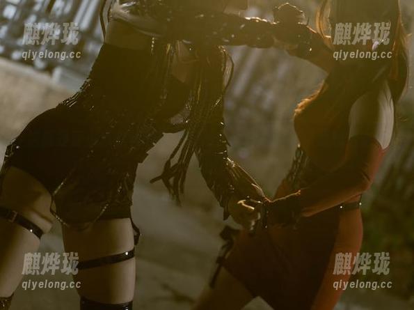 这就是夏小秋秋秋的黑丝图册？我只能说，没见过这么灵动的!