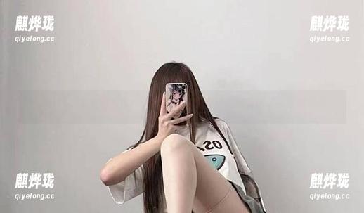 微密圈 - 就在这一刻：婉柔yyyy的校服信息量满满，值得细品