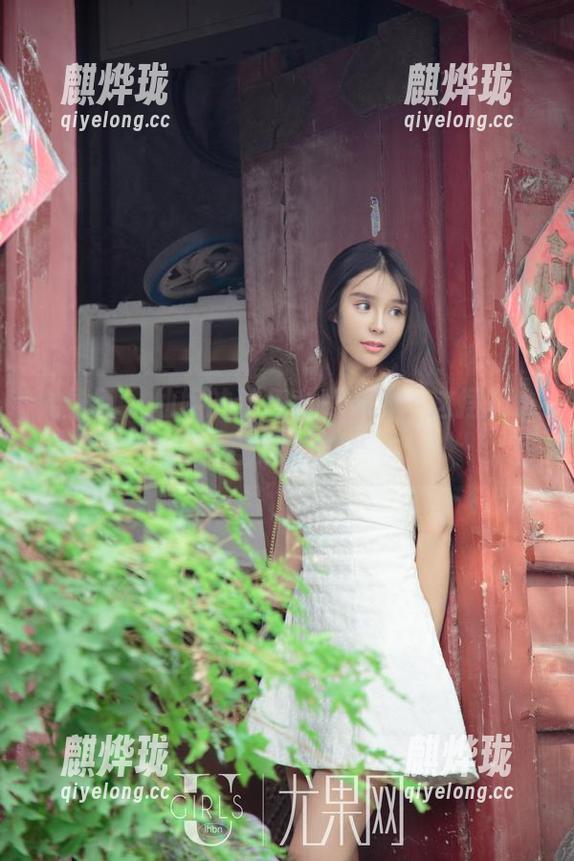 尤果网-仙妮 尤果网 - 仙妮的粉色私房图集,这摆势也是没谁了!