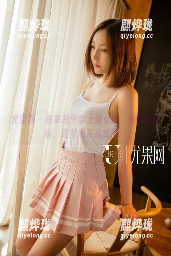 尤果网-李思宁 尤果网 - 看李思宁穿上修女服,她的美图说,这壁纸是我绣的!