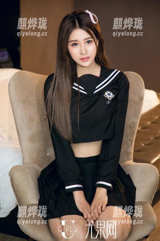 尤果网-王瑞儿 尤果网 - 王瑞儿连衣裙写真:我发现我并不在意镜头的闪光灯,只想把裙摆摇得更开!