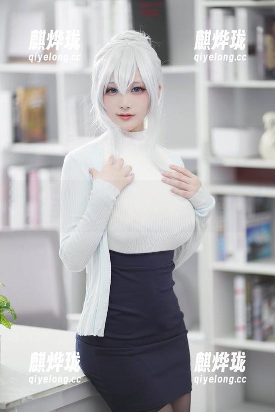 幼爱youmeko 谁能抵挡?幼爱youmeko与天乃莉莉纱的写真全集