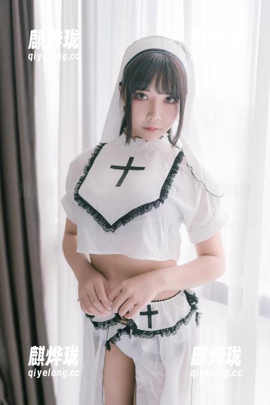 抱走莫子 抱走莫子的空姐写真,免费展示美妙的每一帧!