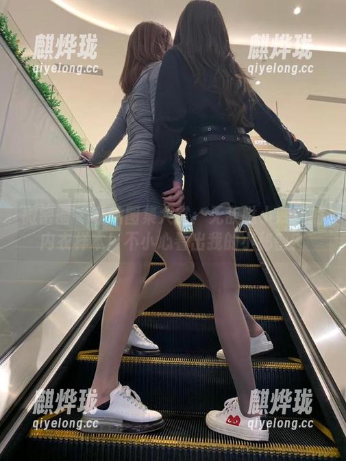 无敌哒小姨妈 微密圈 - 私拍图集大赏:无敌哒小姨妈的内衣样本!不小心看出我的小秘密?