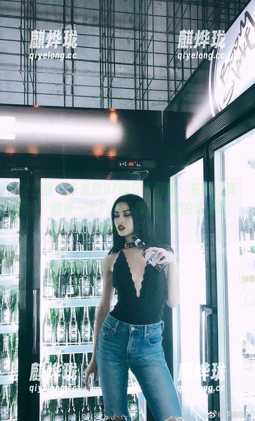 李嘉欣97 微密圈 - 李嘉欣97的日常图集:有时候真想说,随便一个POSE都是绝赞的资源呢,羡慕不已。