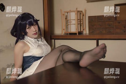 柘烟Zuken 来吧,柘烟Zuken的裸足合集免费送上!闲着也好,学会如何欣赏。