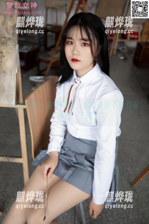 梦丝女神-寒霜 梦丝女神 - 主播寒霜:你准备好下载这份‘意外’了吗?