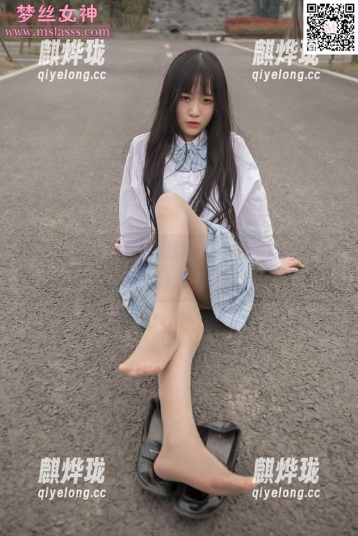 梦丝女神 - 洛洛的在线观察，梦幻原图中是否藏着小秘密
