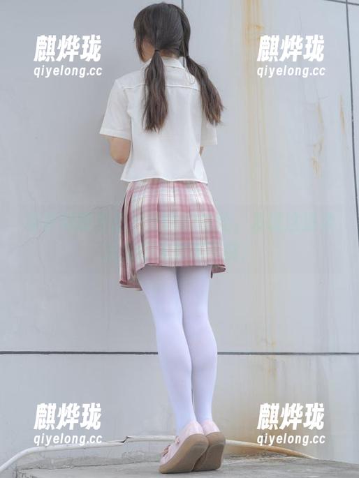森萝财团 森萝财团出品,女仆的白丝,发现这温柔总是让人欲罢不能。