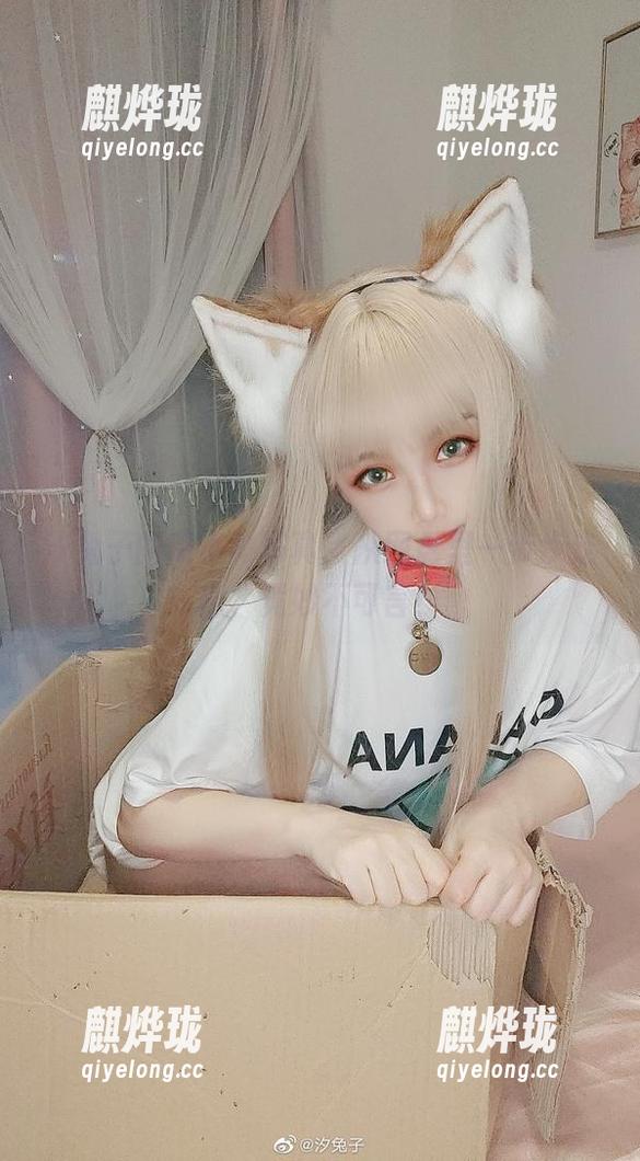 汐兔子 汐兔子的南小鸟写真,从网盘里一步步走出,竟妙不可言!
