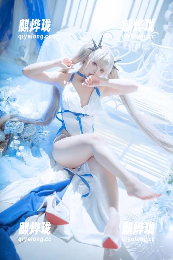 百合欧皇子 怎么感觉白衬衫成了百合欧皇子的底气?你一定得看看这cos图包!