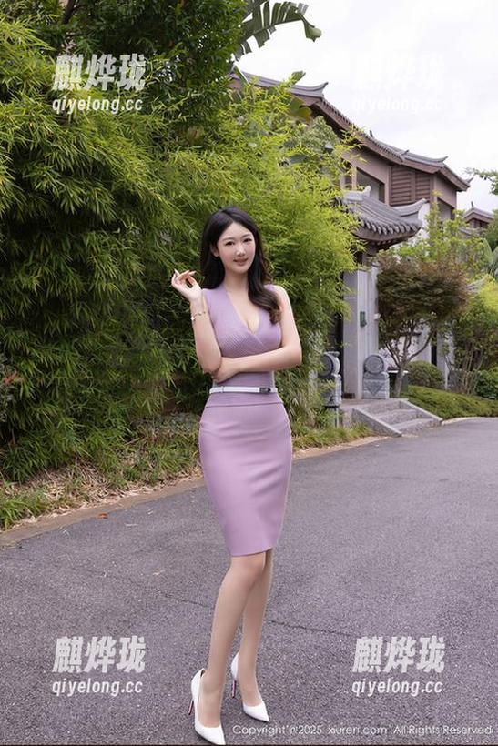 秀人网 - Niki可雅的最新图包，剧情反正没有剧情，但她偏偏就吸引了注意力。