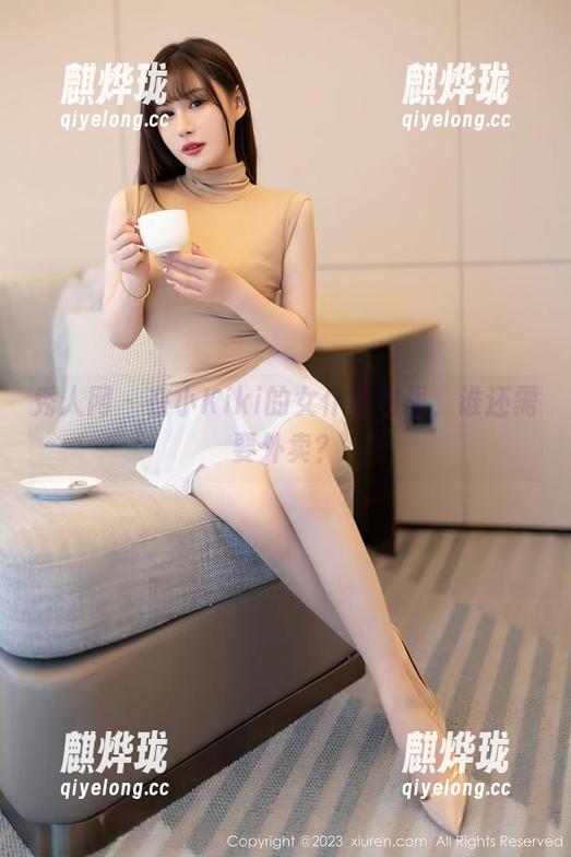 秀人网 - 在小Kiki的女仆图包里，谁还需要外卖？