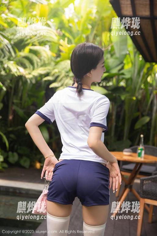 秀人网 - 图包更新啦！白沫的美脚让你心里发痒，认真的吗？