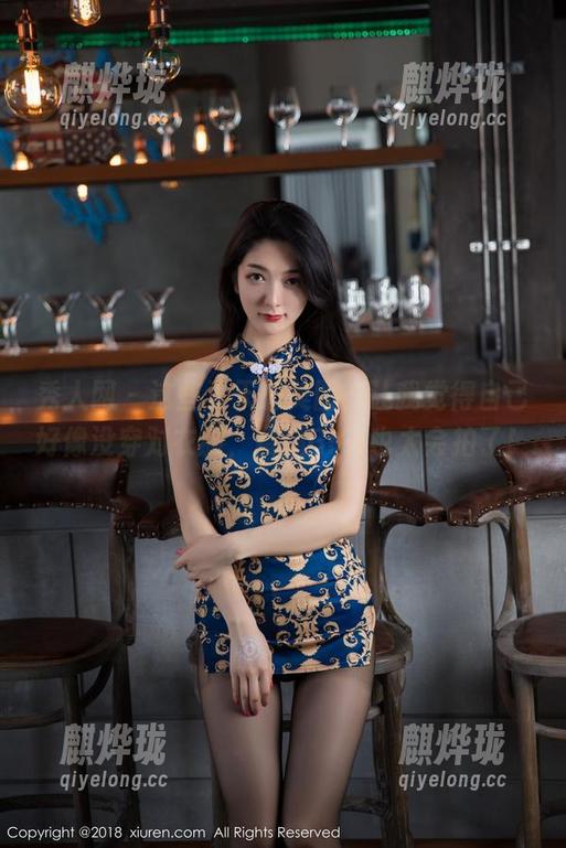 秀人网-黄婧GIGI 秀人网 - 这些夏天的美图,让我觉得自己好像没穿对衣服,黄婧GIGI也太会拍了!