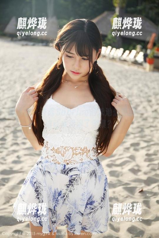 美媛馆-许诺Sabrina 美媛馆 - 许诺Sabrina的泳池情景剧——谁让水弄湿了图集?