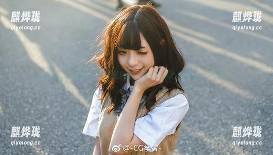 舞小喵 舞小喵最新力作!你能想象地狱王女不小心穿越到了邻家吗?