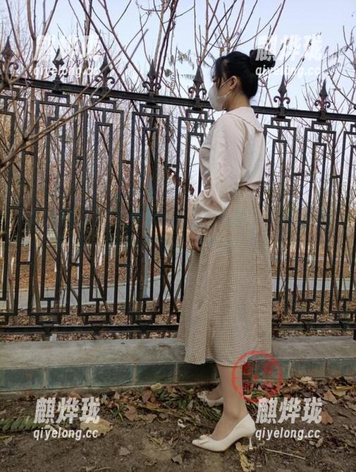 若若老师 微密圈 - 若若老师的纯白风格:下载这组写真,是不是能光辉四射一整天?