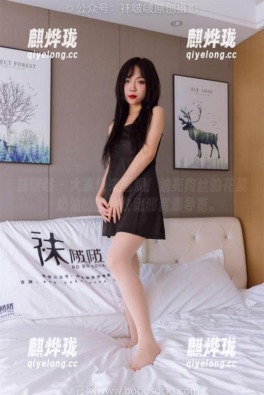 袜啵啵-奶油 袜啵啵 - 大家快来围观!油亮肉丝的花絮,奶油的图片收藏和资源导览。