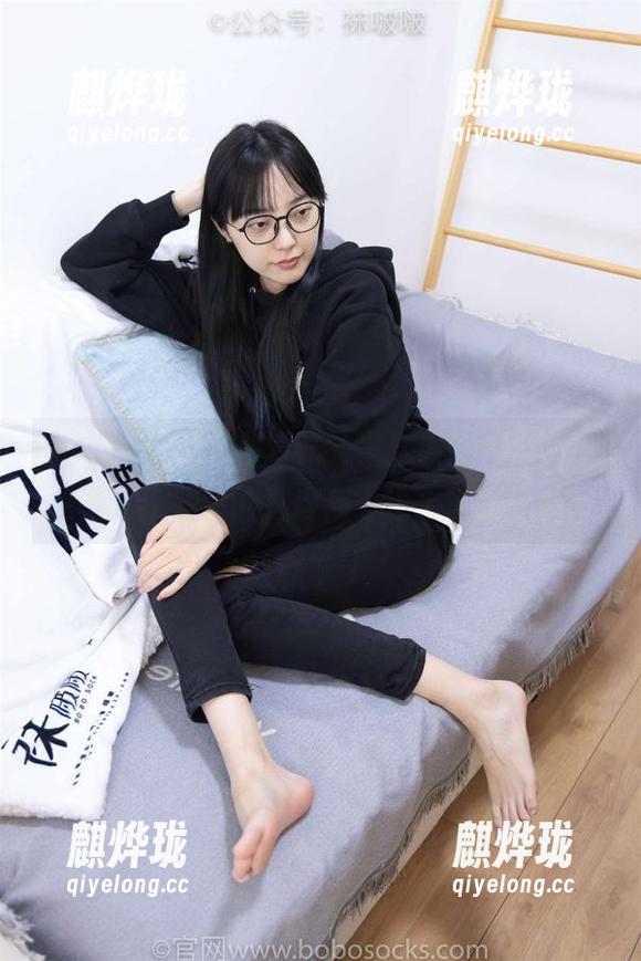 袜啵啵 - 走进小奶熊的“厚肉丝”合集，观看时我只想说这肉质…也太丰富了吧。