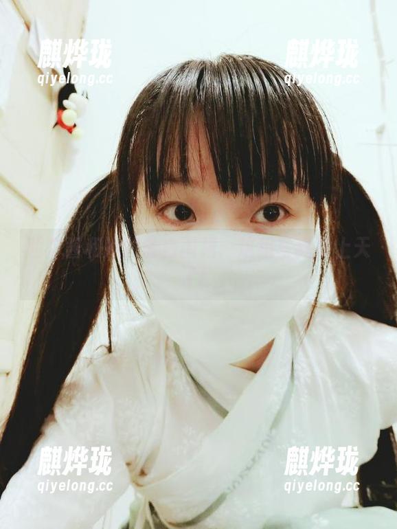 西尔酱和她的蓝白围裙：这组写真要上天了！