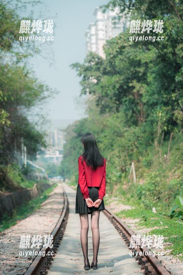 西瓜少女 西瓜少女蓝白女仆图集,下载后你可以装作高雅,其实我知道你是为了可爱!