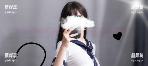超辣的林一 微密圈 - 超辣的林一的新图集:纯得能反光、更新得让人忍不住多看几眼