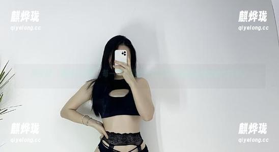 铁锤姐姐 微密圈 - 制服那么美,每一张美图都让我想要被铁锤姐姐的魅力打动。