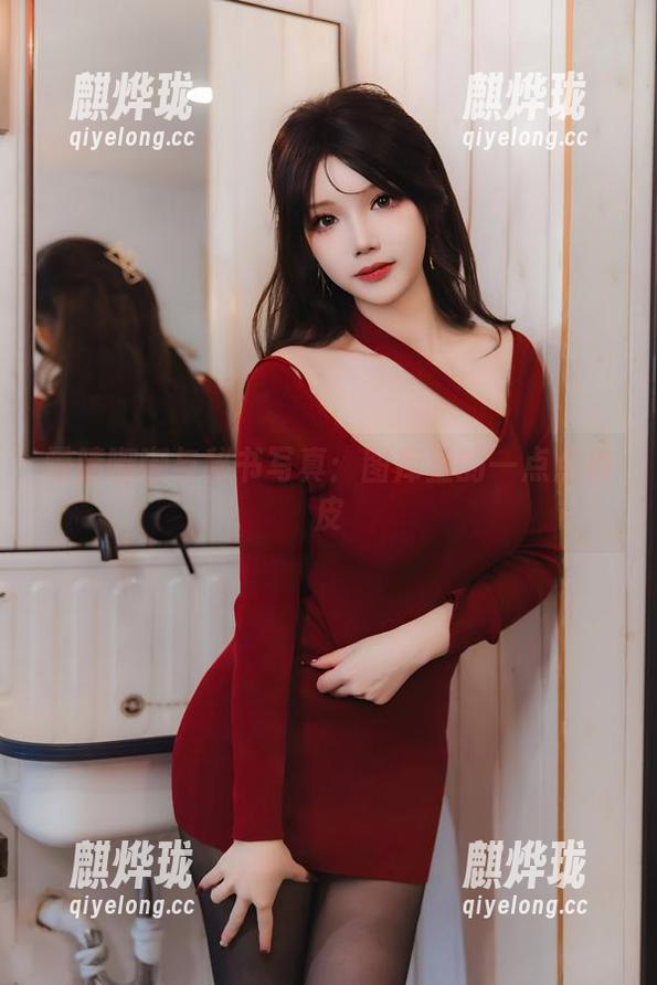 雪晴嘟嘟 雪晴嘟嘟与秘书写真:图库里的一点点俏皮