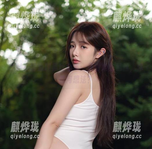 雯妹不讲道理 雯妹不讲道理黑丝合集:见到她的黑丝,你有何想法?