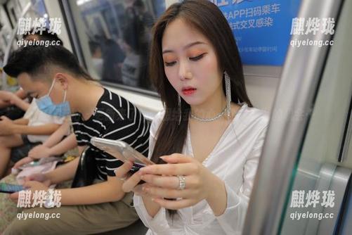 魔镜街拍-凯恩 魔镜街拍 - 更新来了!凯恩给我的心一个“亮”的机会…